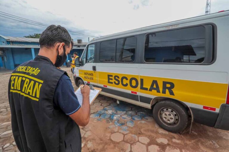 Regularização é essencial para segurança no transporte escolar em Porto Velho