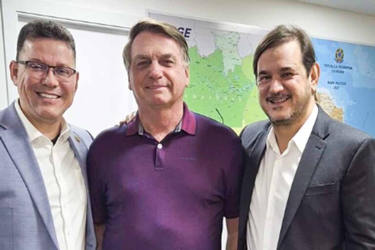 Marcos Rocha se reúne com Bolsonaro e presidente nacional do União Brasil em Brasília