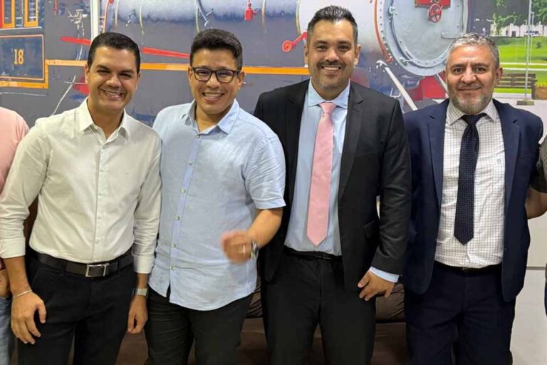 Estratégia eleitoral do PSD para 2026 é tema de encontro entre Adailton Fúria e Everaldo Fogaça