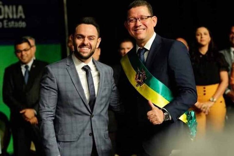 Rocha oficializa exoneração do chefe da Casa Civil, mas ainda não nomeia substituto