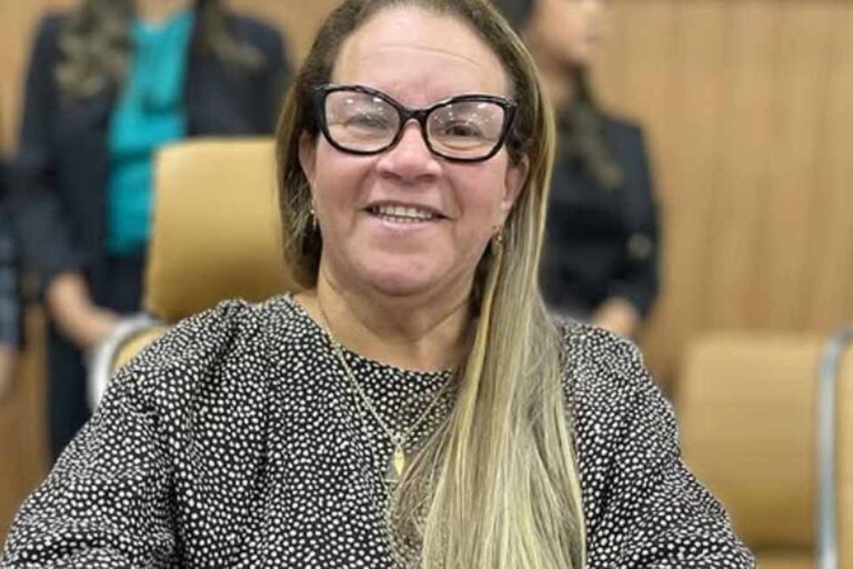 Ellis Regina responde a denúncias de servidores da SEMASF na Câmara Municipal de Porto Velho