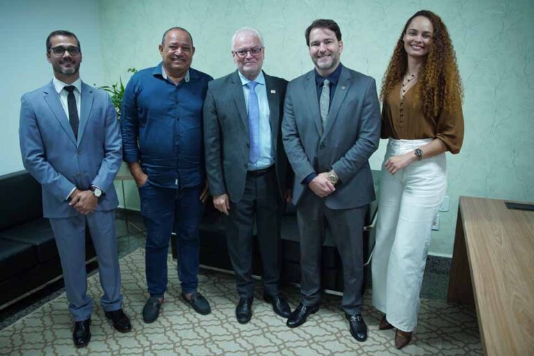 Presidente da ALE/RO reitera apoio às câmaras municipais em reunião com representantes da ABRACAM
