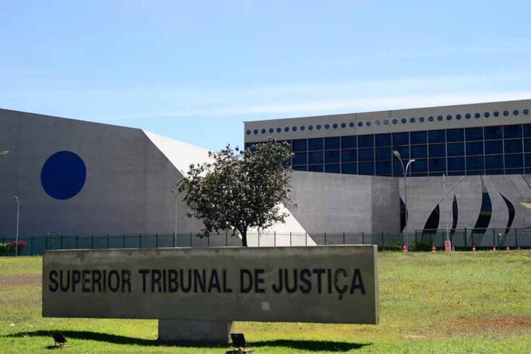 STJ determina nova análise e TJ de Rondônia absolve condenados por improbidade administrativa