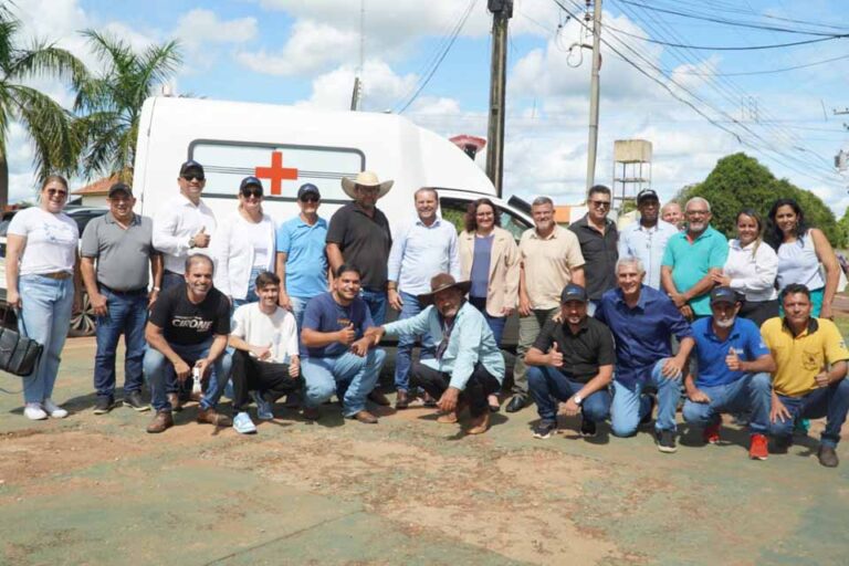 Deputado Cirone Deiró fortalece saúde e agricultura em Castanheiras com novas conquistas para o município