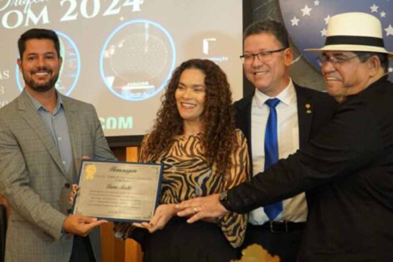 Governo de Rondônia é destaque na cerimônia de entrega do Troféu Fenacom 2024