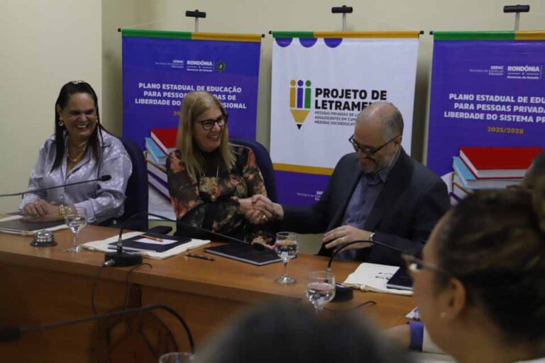 Rondônia inicia implementação de plano educacional para pessoas no sistema prisional com foco na ressocialização