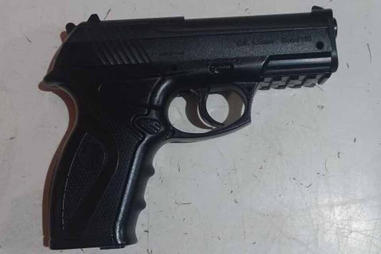 Homem é detido após ameaçar funcionários e clientes em lanchonete de Alto Paraíso