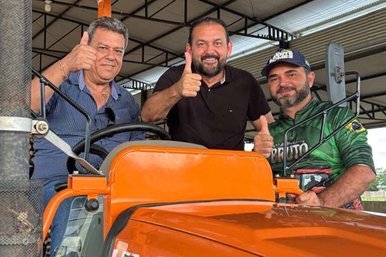 Deputado Laerte Gomes realiza visita a Monte Negro com foco em melhorias na educação, saúde e agricultura