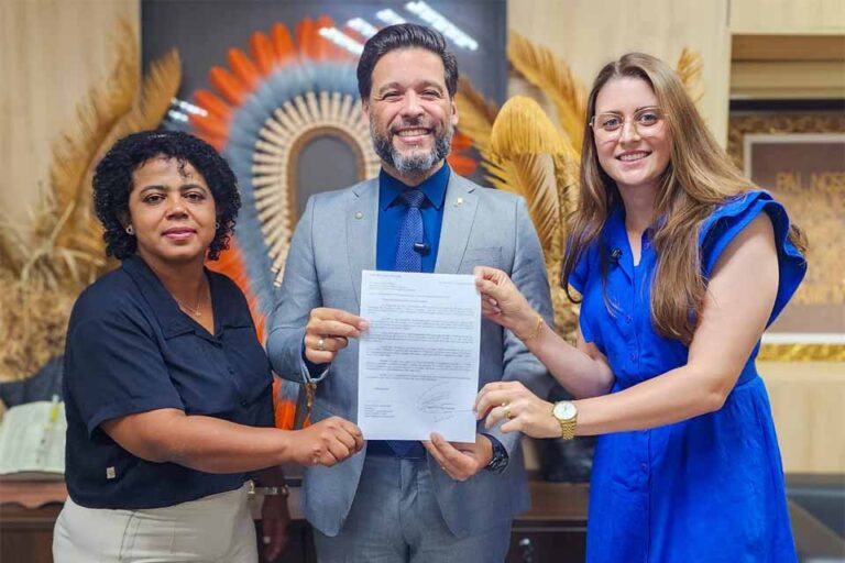 Investimento no transporte escolar do IFRO Ariquemes é reforçado por associação e deputado