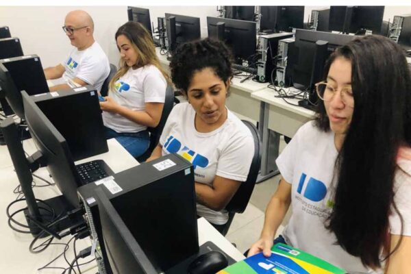 Todos os municípios de Rondônia receberão cursos profissionalizantes a distância
