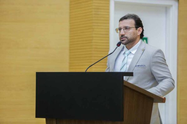 Emenda parlamentar de R$ 50 mil destina melhorias no transporte dos alunos do IFRO Ariquemes