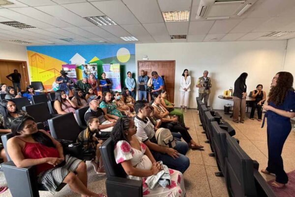 Encontro do programa Mamãe Cheguei reúne gestantes em Porto Velho para troca de experiências e entrega de kits natalidade