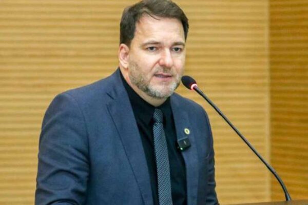 Assembleia Legislativa de Rondônia realiza sessão extraordinária para leitura de relatório sobre criação de reservas ambientais