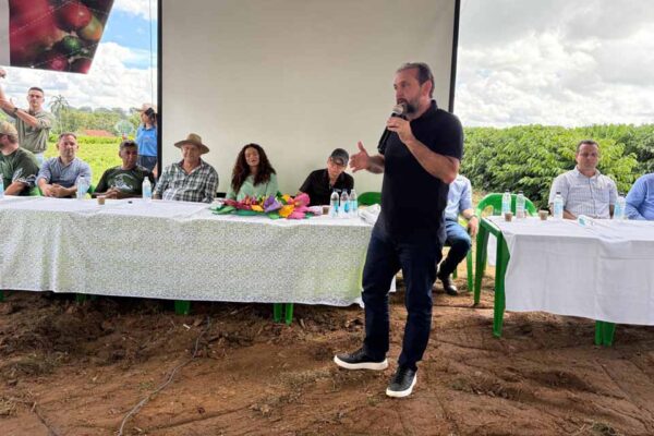 Dia Especial da Cafeicultura Tecnificada e Sustentabilidade Reúne Produtores para Debater o Futuro da Produção no Estado