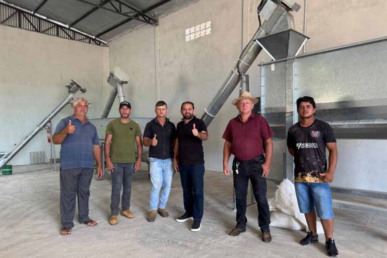 Deputado Laerte Gomes conclui visita a Castanheiras com foco em iniciativas para o crescimento