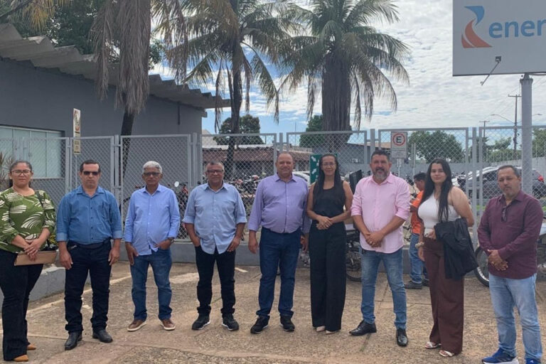 Vereadores de Cacaulândia apresentam demandas à Energisa em reunião intermediada por assessora de deputado estadual