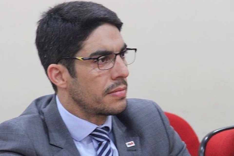 Justiça de Rondônia condena ex-presidente da EMDUR a mais de uma década de prisão por fraudes em licitação e falsificação de documentos