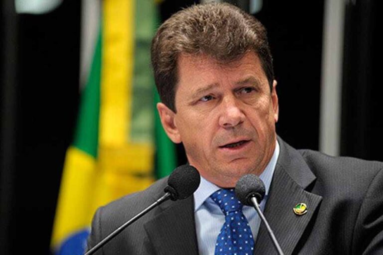 Cassol lidera preferência ao Governo de Rondônia em pesquisa realizada em Vilhena; 34% ainda não escolheram candidato