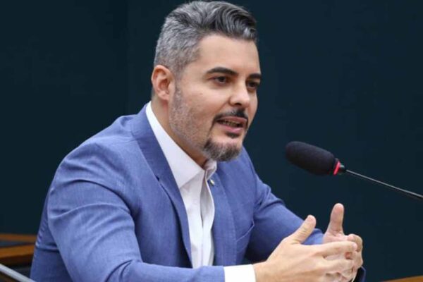Rondônia receberá 10 novos médicos peritos após articulação do deputado Thiago Flores