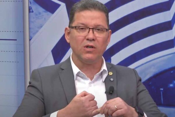 Governador Marcos Rocha confirma pré-candidatura ao Senado e volta a comentar tensão com vice