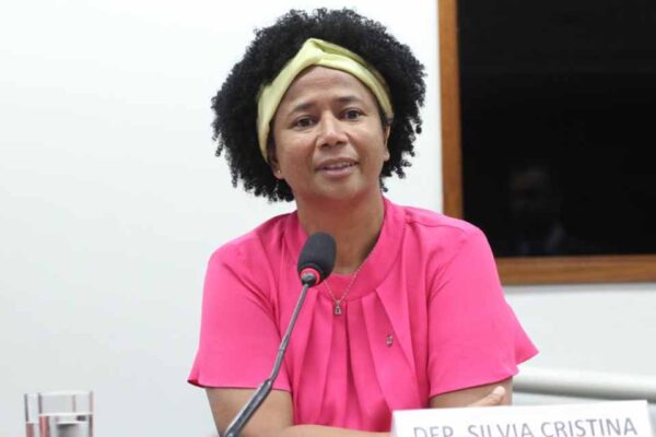 Sílvia Cristina participa de encontro sobre ovinocultura e destaca investimento de R$ 2 mi