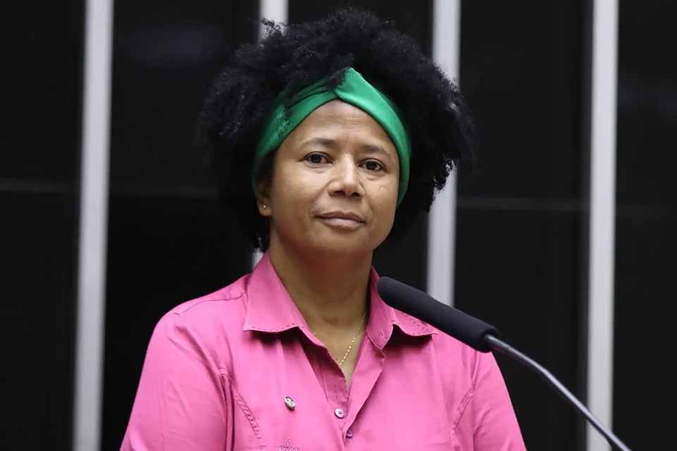 CPMI do INSS é aprovada e Sílvia Cristina relata: ”o governo fez de tudo para impedir”