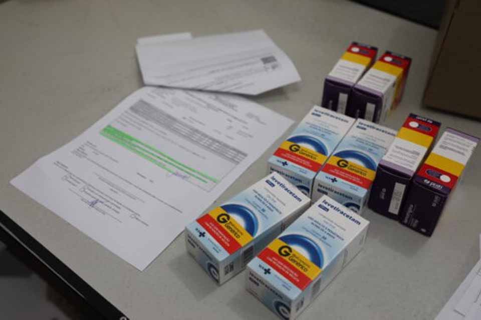 Deputado destina R$ 500 mil para compra de medicamentos em Monte Negro