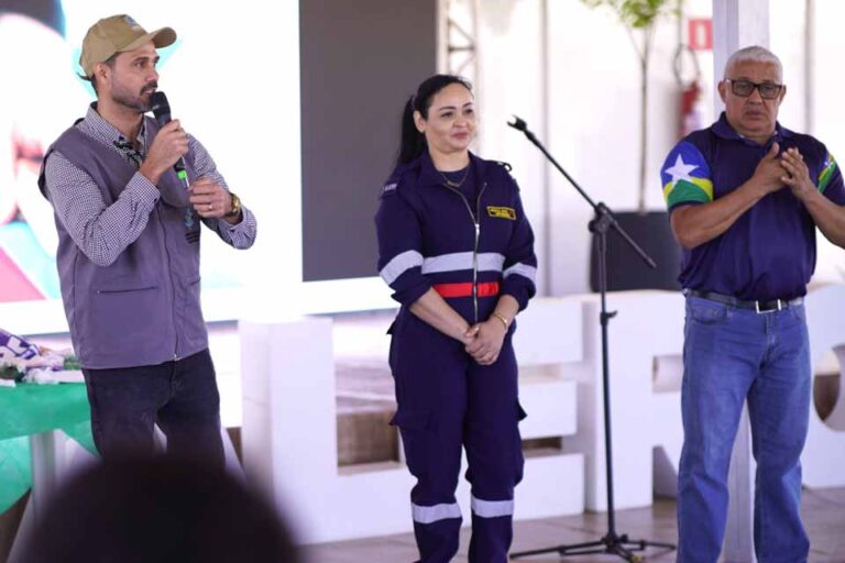 Escola do Legislativo leva oficinas e palestras gratuitas à 8ª Expobur em Buritis