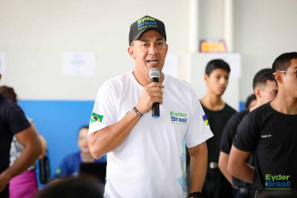 Eyder Brasil destina R$ 250 mil para reforma da fachada da Escola João Bento da Costa