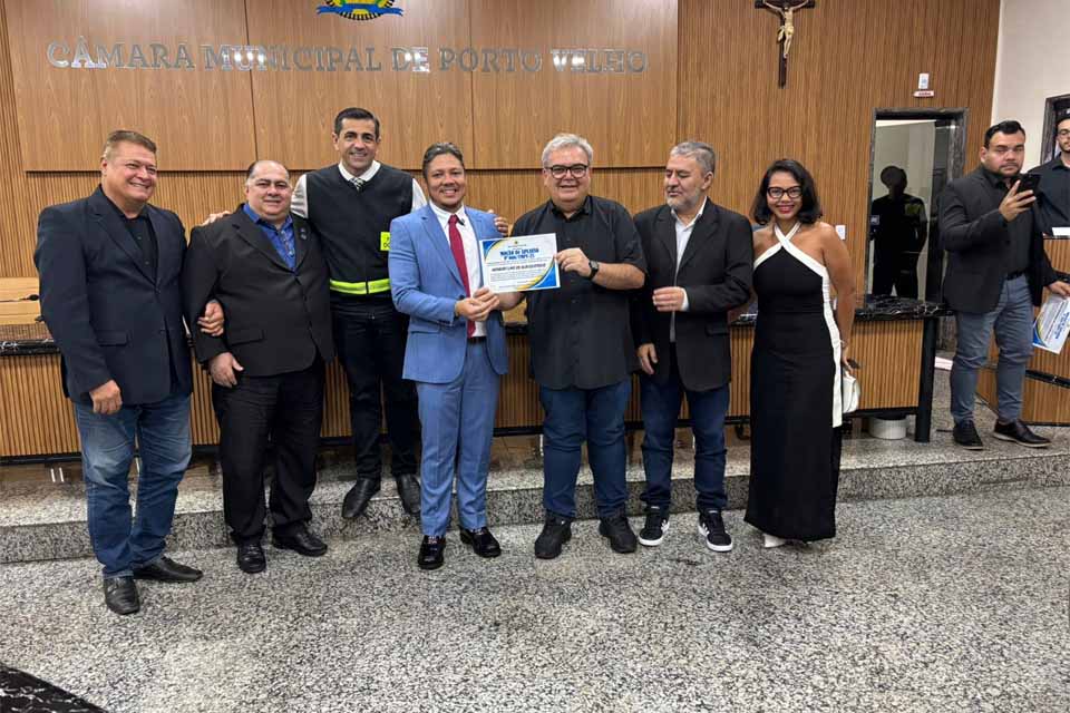 Herbert Lins recebe homenagem na Câmara de Porto Velho por atuação no jornalismo local