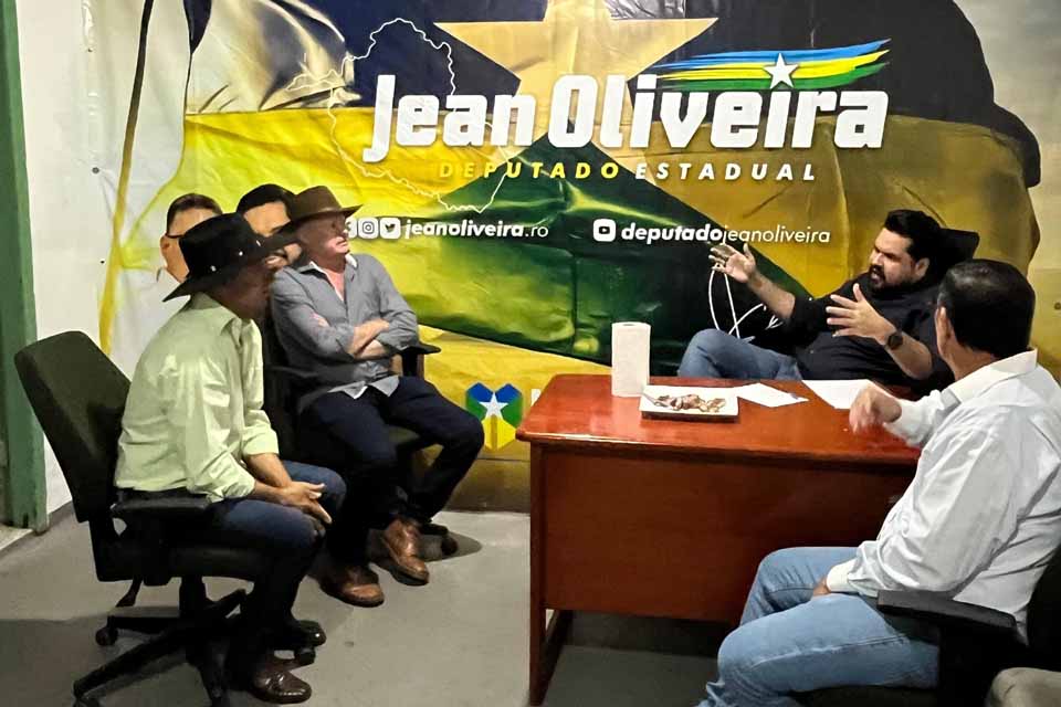 Deputado Jean Oliveira instala Gabinete Itinerante na 35ª Expoalta em Alta Floresta d’Oeste