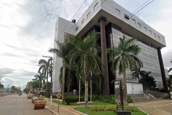 Justiça de Rondônia anula contrato de R$ 900 mil entre prefeitura e empresa