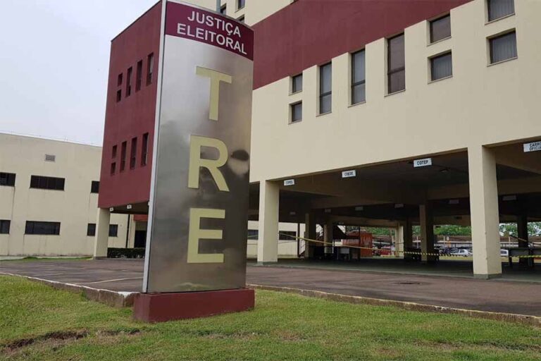 TRE-RO mantém multa de R$ 5 mil a ex-vereador de Cacoal por uso de estrutura pública em e-mails anônimos na eleição de 2024