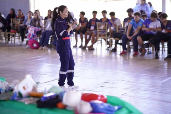 Curso sobre primeiros socorros é realizado pela Escola do Legislativo em Buritis