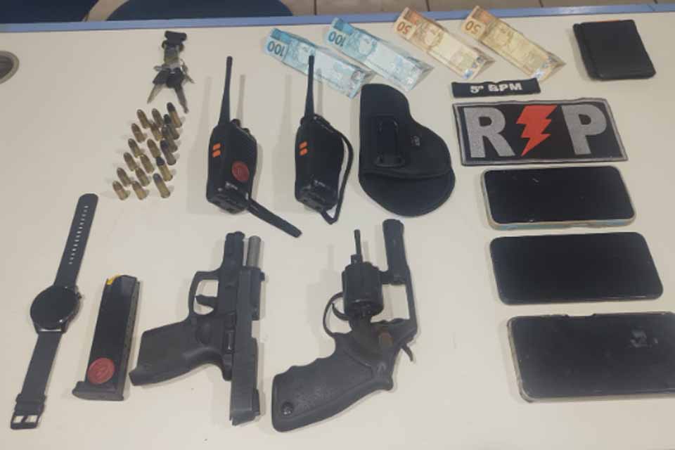 PM apreende armas e prende dois homens em Porto Velho