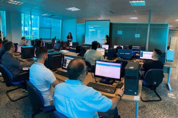 Governo de Rondônia realiza capacitação de servidores da Prefeitura de Porto Velho no uso do Sistema Eletrônico de Informações