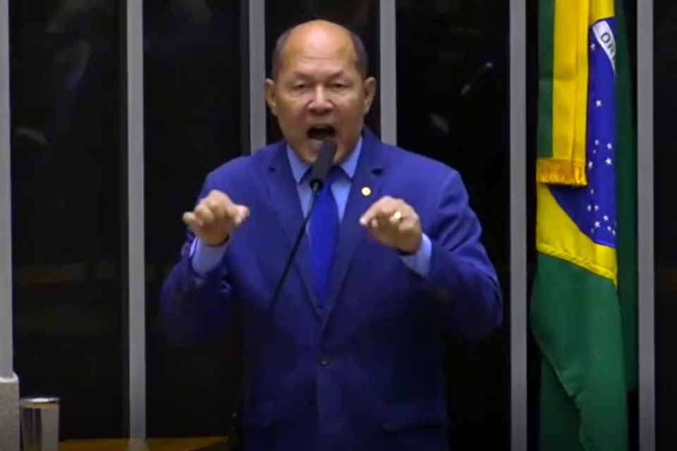 Deputado Coronel Chrisóstomo critica governo Lula e responsabiliza presidente por sanções dos EUA