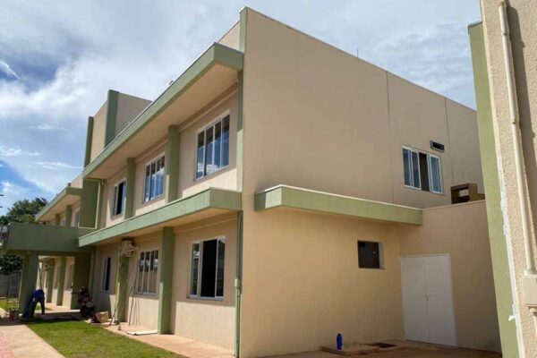 Cemetron conclui obras e amplia estrutura para atendimento em infectologia