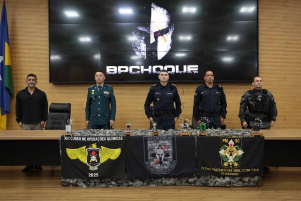 BPCHOQUE completa sete anos com homenagem a policiais em cerimônia na Assembleia Legislativa