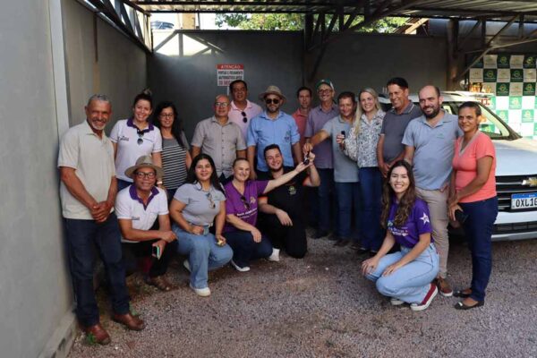 Veículos são entregues à Unicafes-RO com recursos de emenda parlamentar de R$ 300 mil