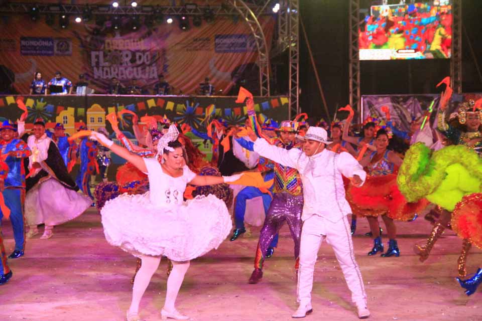 Quadrilha “A Roça é Nossa” leva cultura nordestina à 41ª edição do Arraial Flor do Maracujá