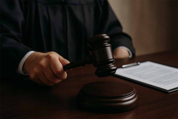 Justiça de Rondônia confirma liminar e proíbe município de cobrar taxa de funcionamento de escritórios de advocacia