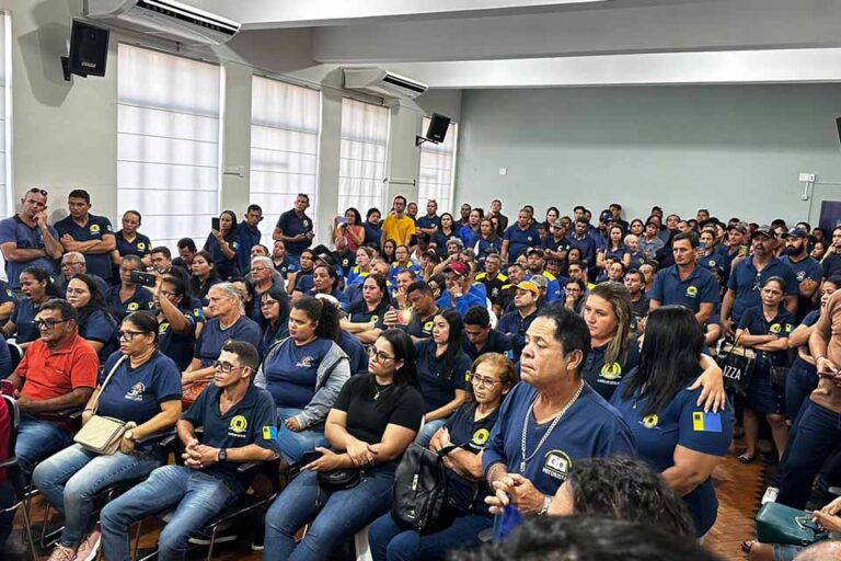 Prefeitura de Porto Velho concede reajuste salarial a motoristas e monitores escolares