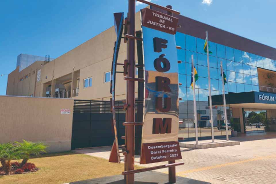Portaria proíbe entrada, uso e venda de cigarros eletrônicos a menores durante a EXPOPIB 2025