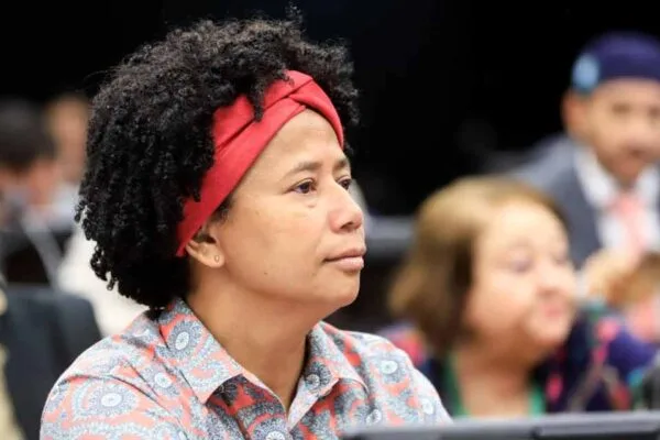 Sílvia Cristina reforça pedido para que PEC 47 entre em votação na Câmara