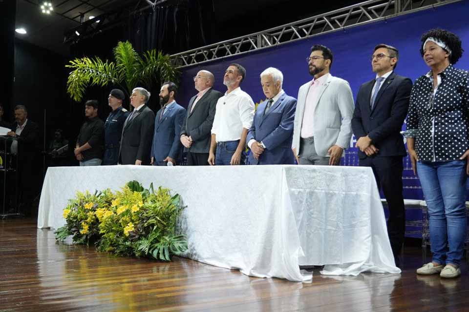 Cerimônia oficial em Porto Velho empossa 13 novos administradores distritais