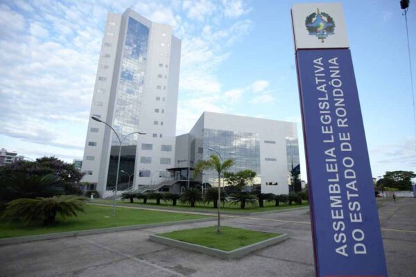 Assembleia Legislativa desmente boato sobre currículos para ponte binacional