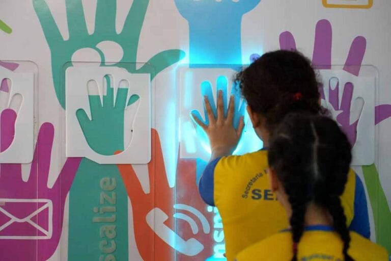 Museu itinerante apresenta exposição “Lixúria” em Porto Velho