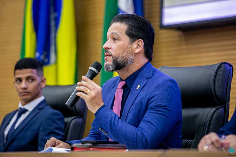 <div style="
                font-size: 18px;
                font-weight: bold;
                color: #0073aa;
                margin-bottom: 5px;
                text-transform: uppercase;
            ">SAÚDE PÚBLICA</div>Deputado Delegado Camargo cobra ações na saúde e alerta para risco de paralisação