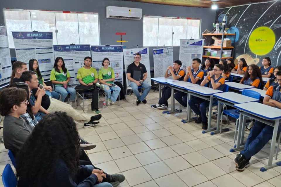 <div style="
                font-size: 18px;
                font-weight: bold;
                color: #0073aa;
                margin-bottom: 5px;
                text-transform: uppercase;
            ">EDUCAÇÃO</div>Feira de Ciência e Tecnologia mobiliza alunos da rede estadual em Porto Velho